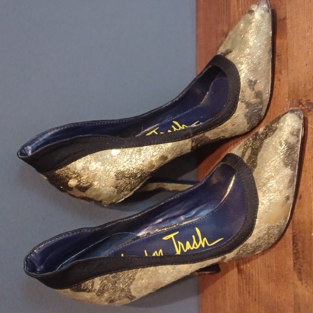 London  Trash heels